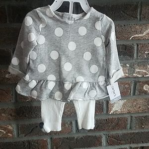 Carter's 2 piece outfit